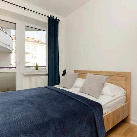 Ursus Spacious Two-bedroom By Renters * Warsaw
