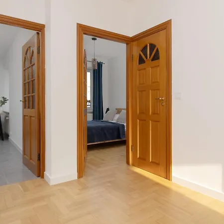 Ursus Spacious Two-bedroom By Renters