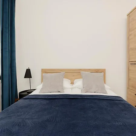 Apartment Ursus Spacious Two-bedroom By Renters Warsaw