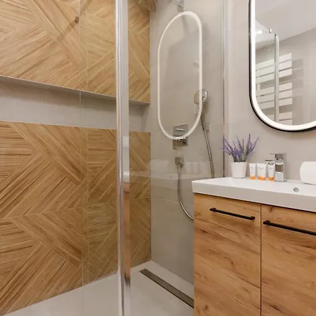 Appartement Ursus Spacious Two-bedroom By Renters *